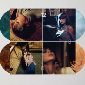 Taylor Swift Midnights vinyl clock with all 4 vinyls included